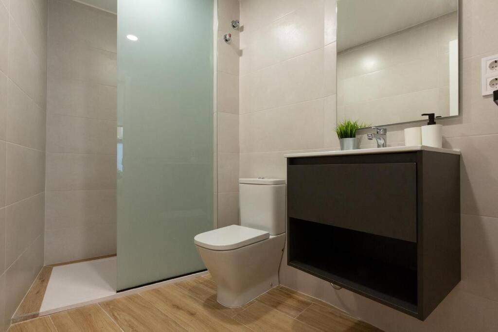 Nuevo Loft En Playa Y Cerca Del Centro, Ac Y Wifi Apartment Valencia Ngoại thất bức ảnh